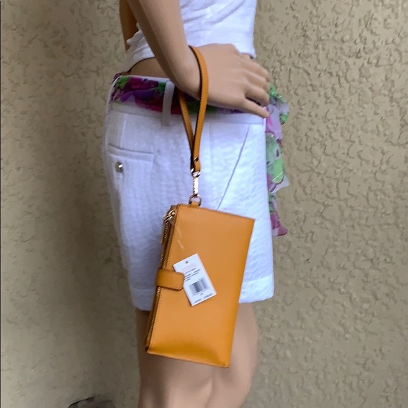 MICHAEL KORS LG DOUBLE ZIP WRISTLET MARYGOLD - Picture 13 of 16